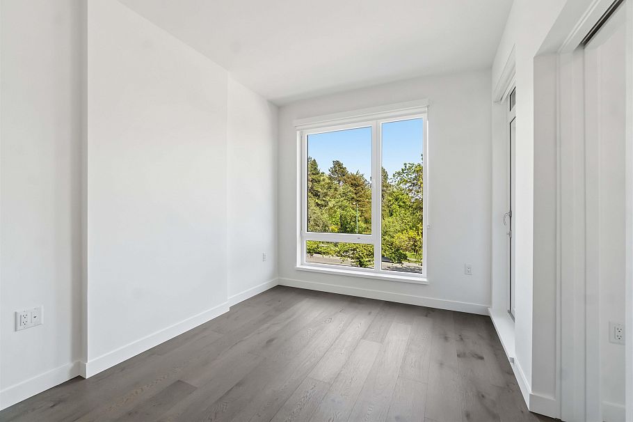 310 6859 Cambie Street Vancouver, BC - 6