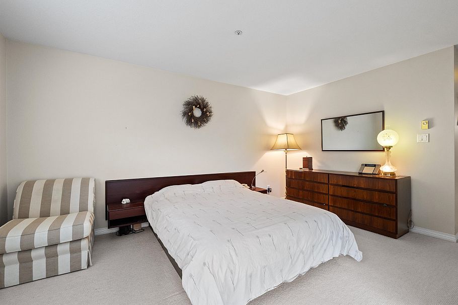 206 1283 Parkgate Avenue North Vancouver, BC - 24