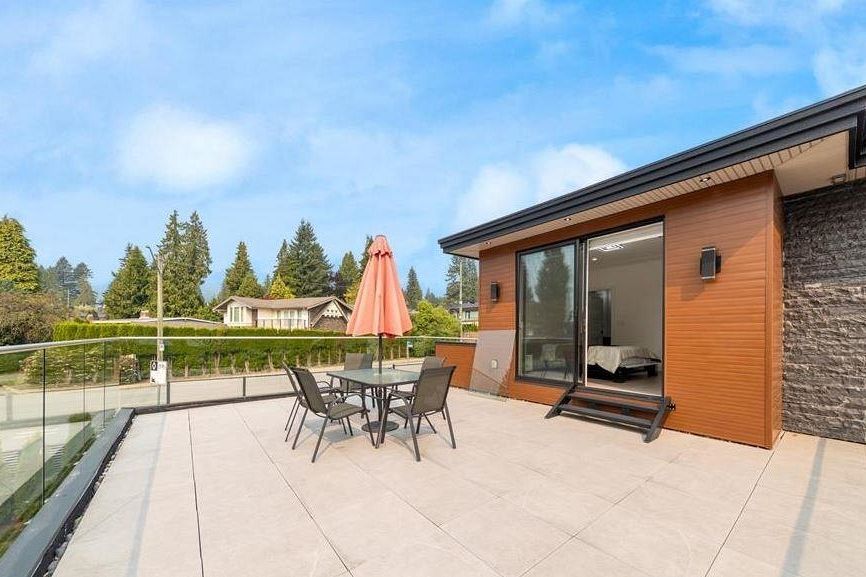 3560 Highland Boulevard North Vancouver, BC - 10
