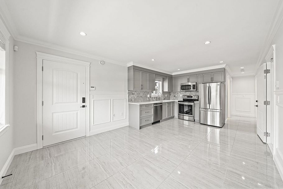 1720 Sutherland Avenue North Vancouver, BC - 24