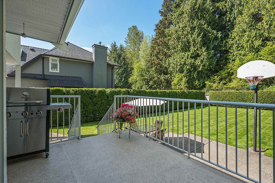 3253 Kerrstead Place North Vancouver, BC - 21