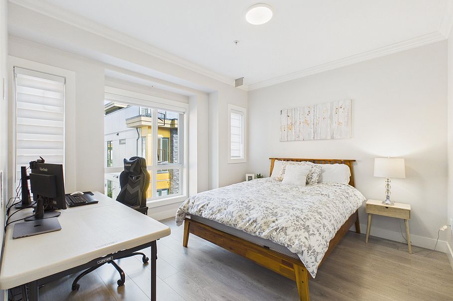 23 7565 Oak Street Vancouver, BC - 13