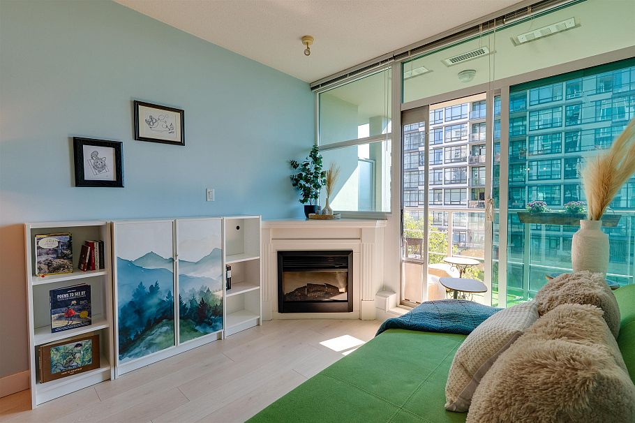 508 168 East Esplanade North Vancouver, BC - 5