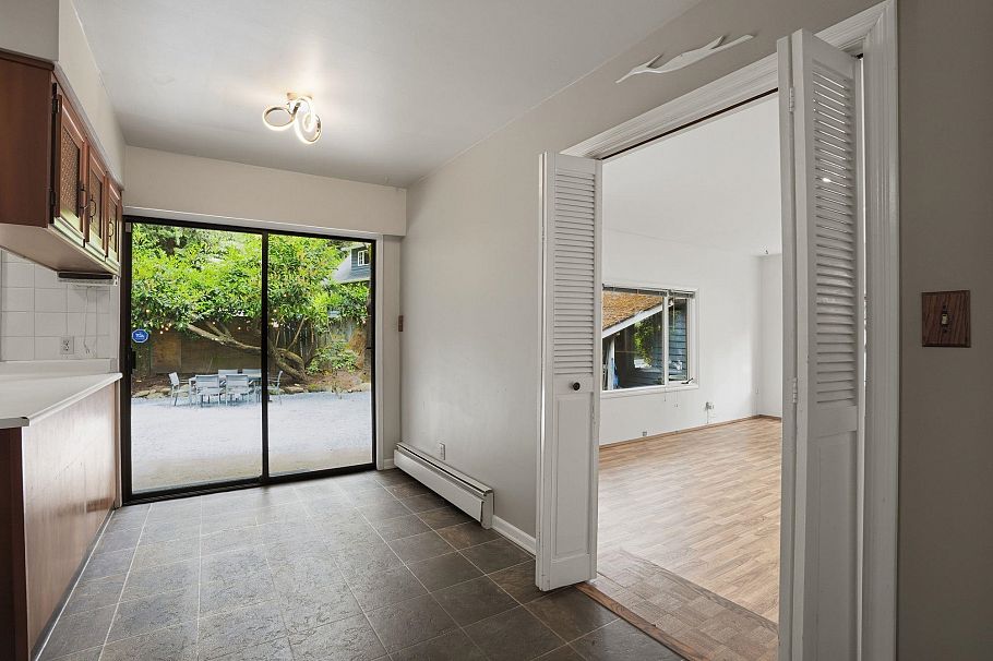 909 Seymour Boulevard North Vancouver, BC - 11