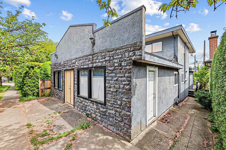 3628 Dunbar Street Vancouver, BC - 34