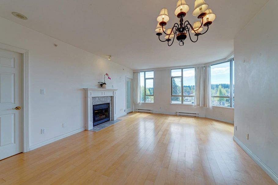 504 2580 Tolmie Street Vancouver, BC - 3