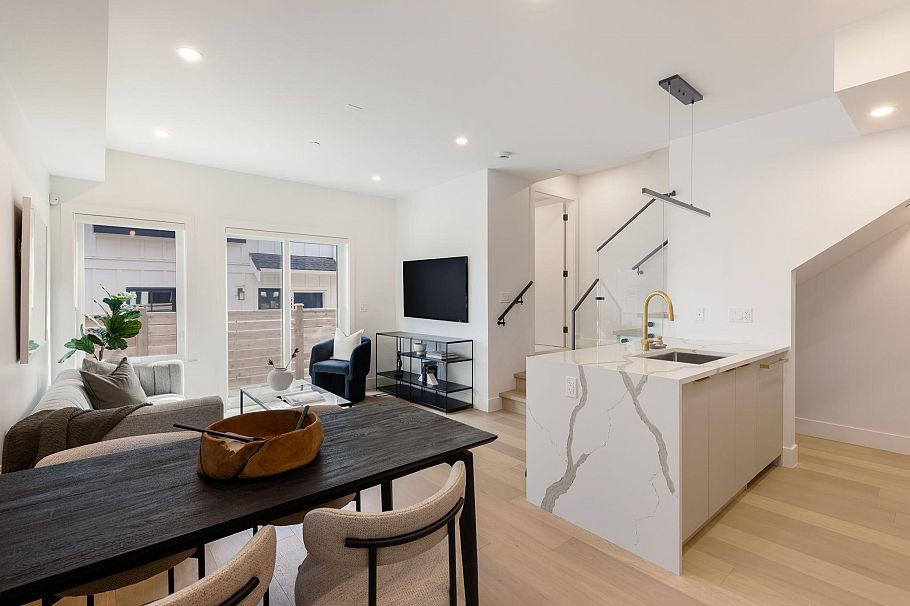 1 550 Kaslo Street Vancouver, BC - 13