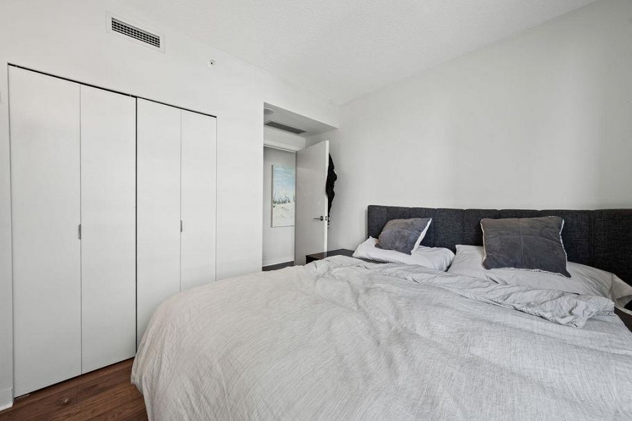 806 633 Kinghorne Mews Vancouver, BC - 18