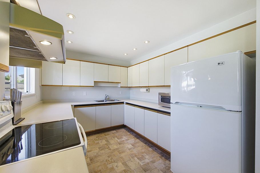 836 Roche Point Drive North Vancouver, BC - 8
