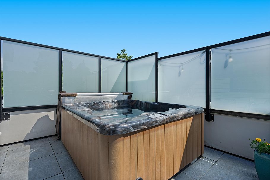 21 856 Orwell Street North Vancouver, BC - 19