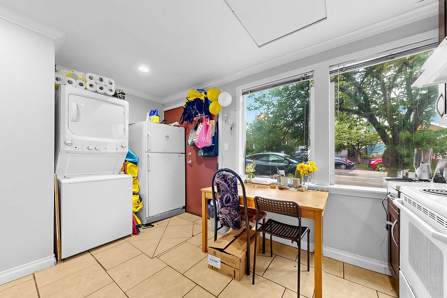 3628 Dunbar Street Vancouver, BC - 28