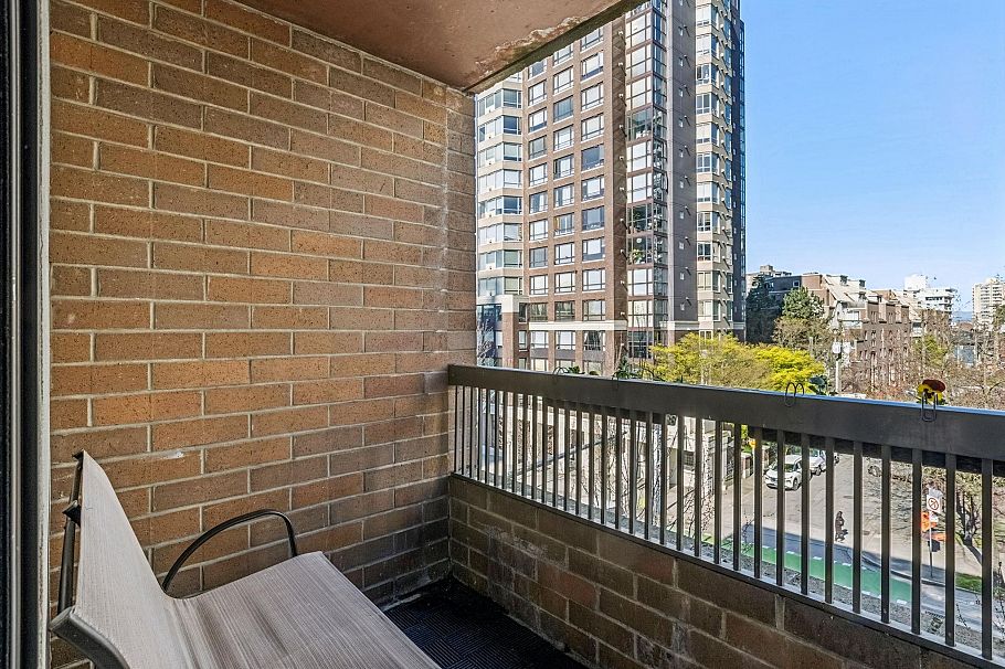 411 1330 Burrard Street Vancouver, BC - 15