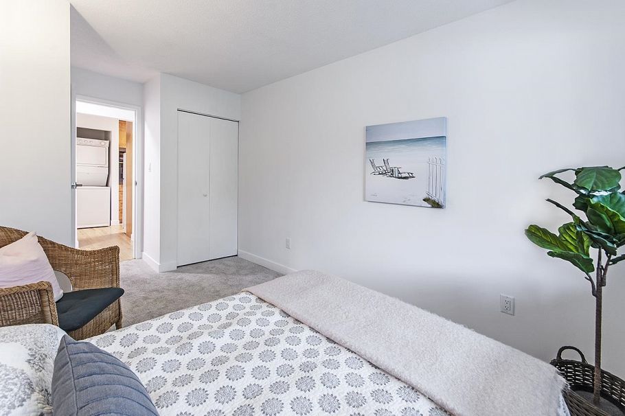 303 1610 Chesterfield Avenue North Vancouver, BC - 20