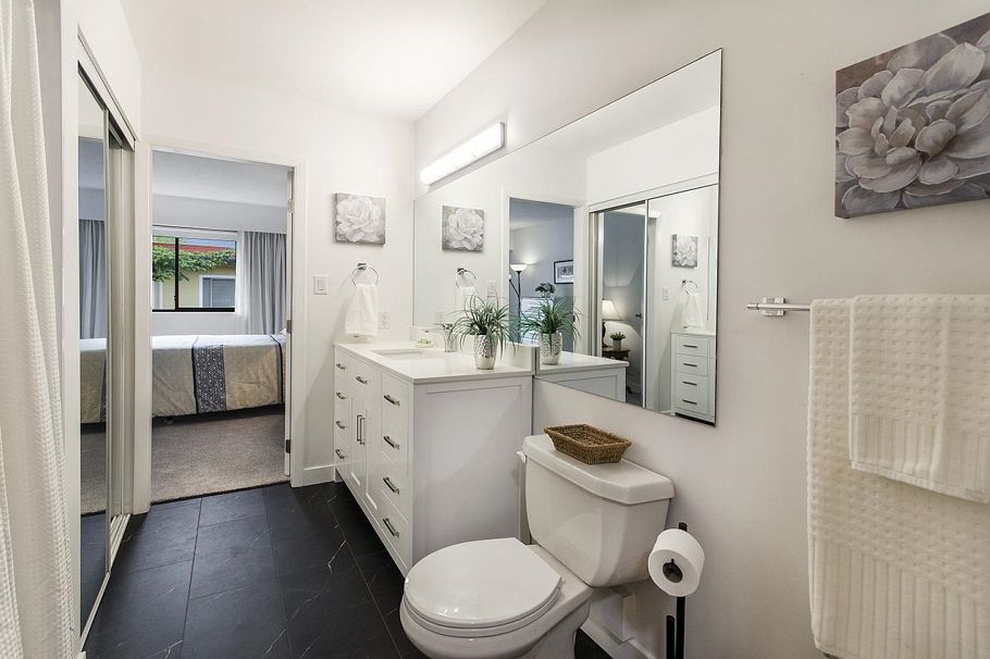 303 1610 Chesterfield Avenue North Vancouver, BC - 15