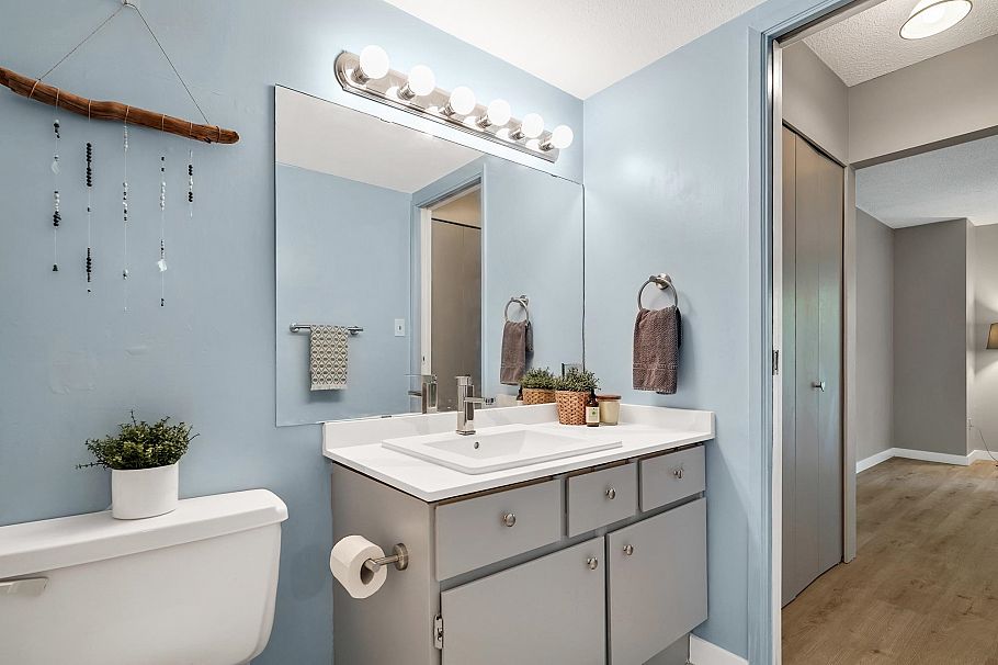 311 4363 Halifax Street Burnaby, BC - 15