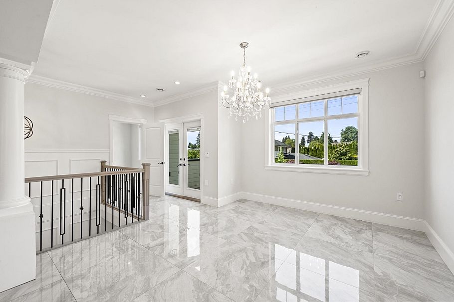 1720 Sutherland Avenue North Vancouver, BC - 11