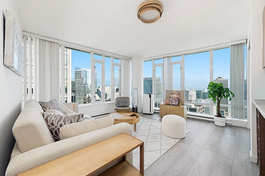 3007 610 Granville Street Vancouver, BC - 1