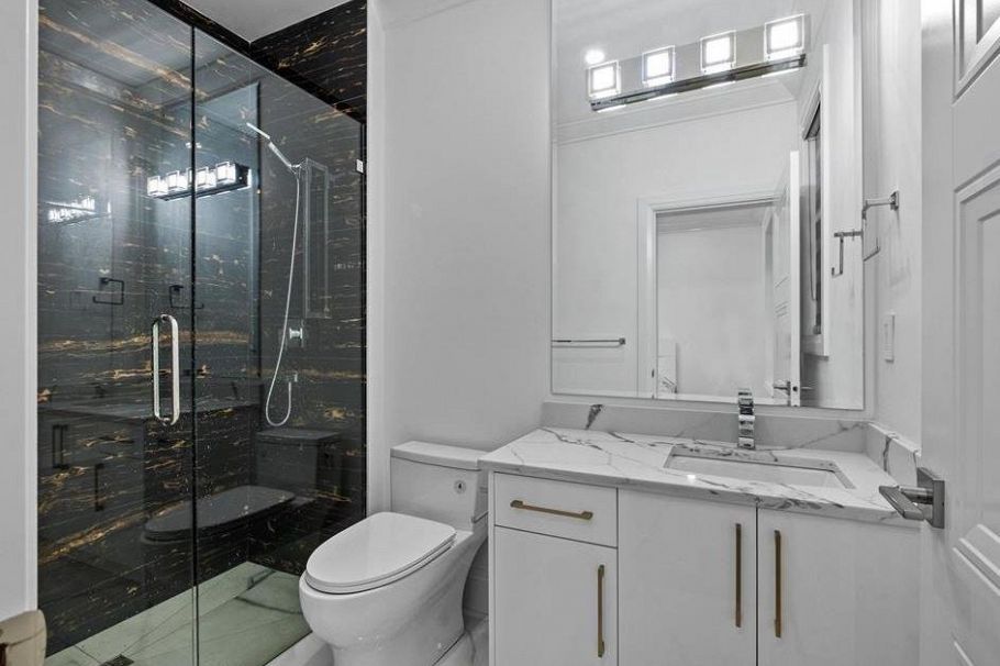3560 Highland Boulevard North Vancouver, BC - 8