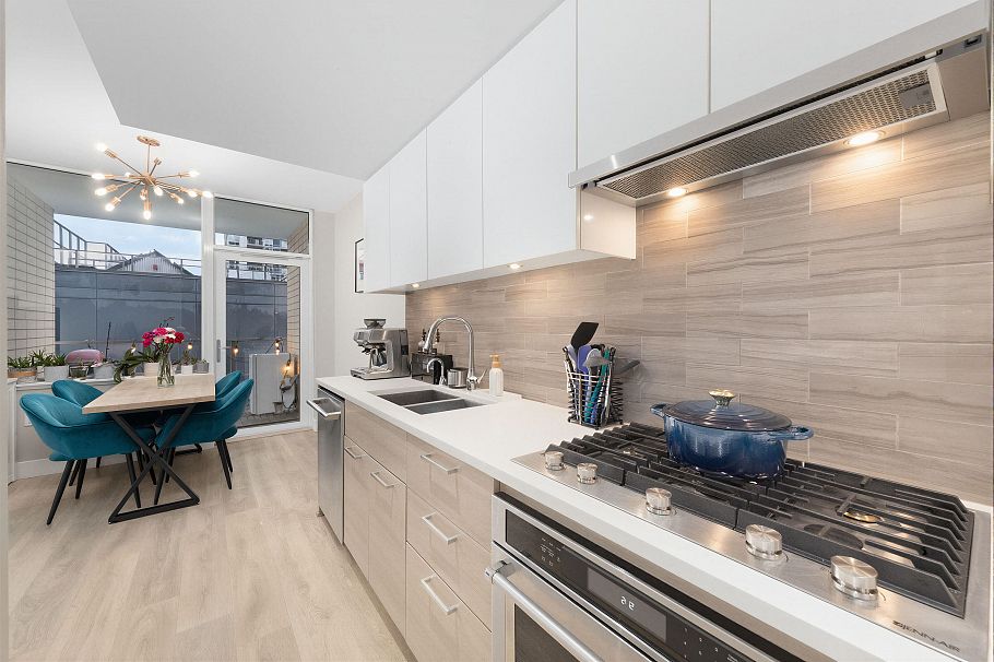 613 3451 Sawmill Crescent Vancouver, BC - 3
