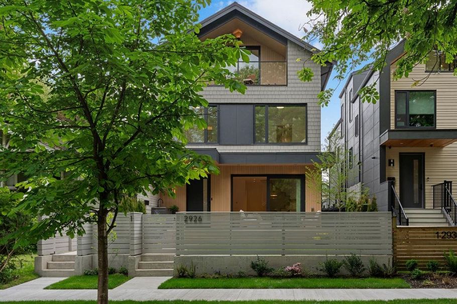 1 2926 W 12th Avenue Vancouver, BC - 1