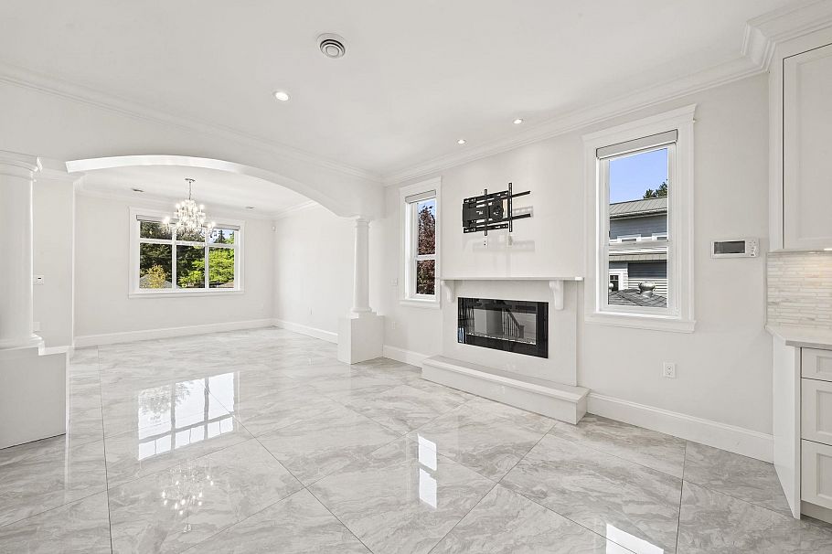 1720 Sutherland Avenue North Vancouver, BC - 8