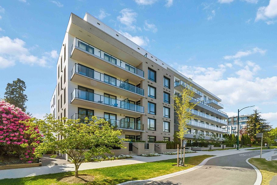 310 6859 Cambie Street Vancouver, BC - 1