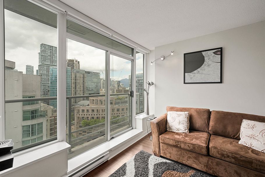 2001 821 Cambie Street Vancouver, BC - 9