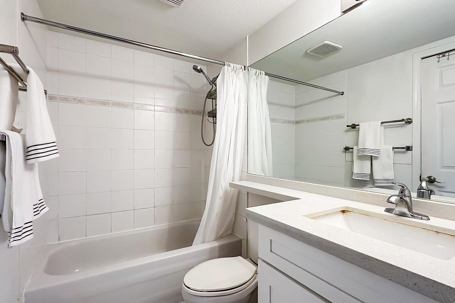 302 120 Garden Drive Vancouver, BC - 19