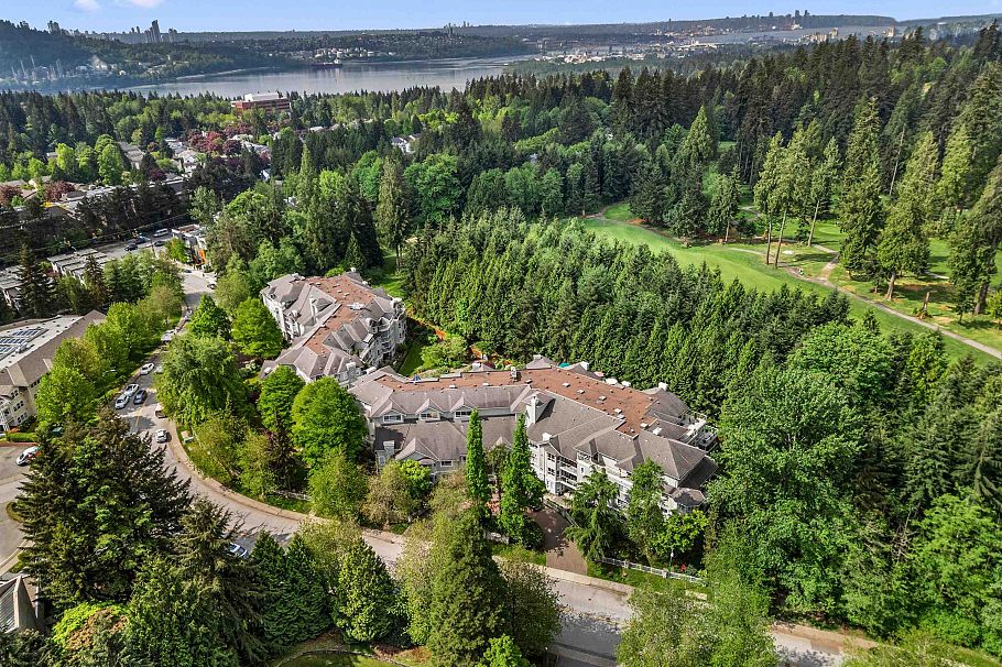 206 1283 Parkgate Avenue North Vancouver, BC - 1