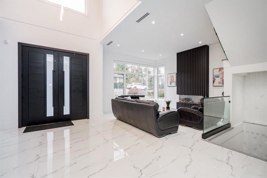 3846 Southwood Street Burnaby, BC - 2