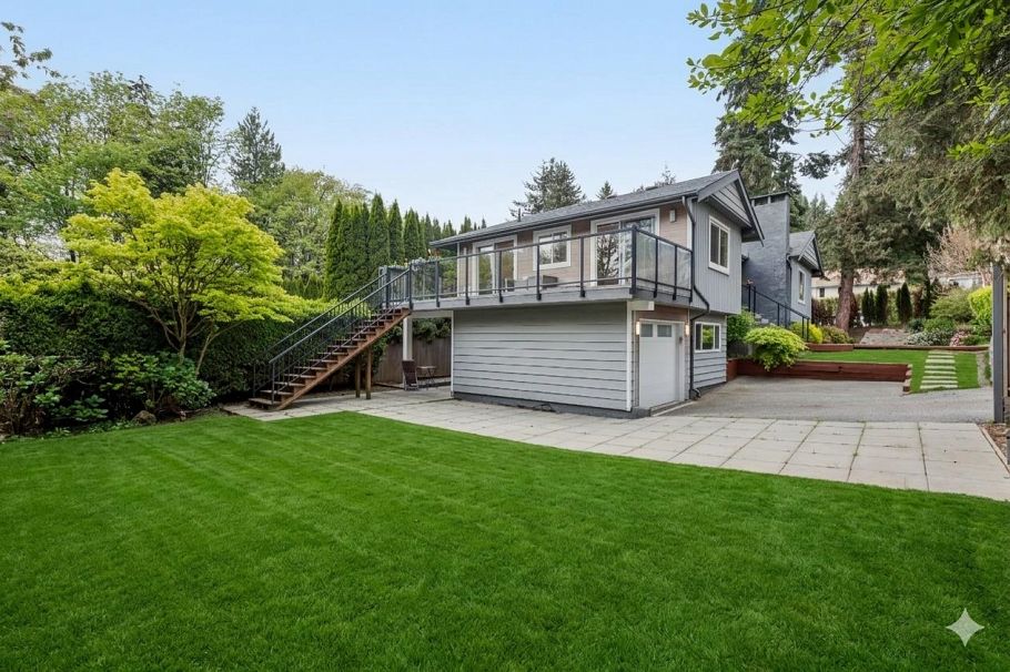 2999 Larson Road North Vancouver, BC - 37
