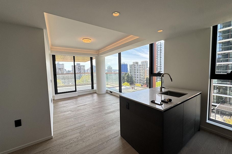1102 1408 ROBSON STREET, Vancouver BC V6Z 3A9 Vancouver, BC - 1