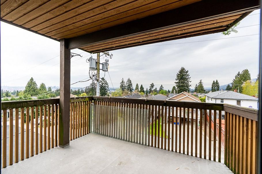 203 107 W 27th Street North Vancouver, BC - 13