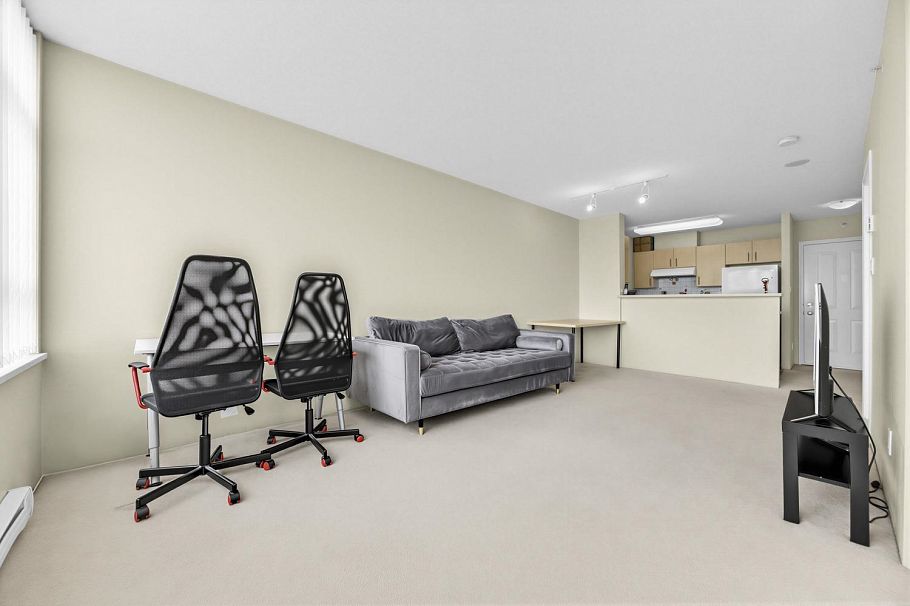 503 3520 Crowley Drive Vancouver, BC - 18