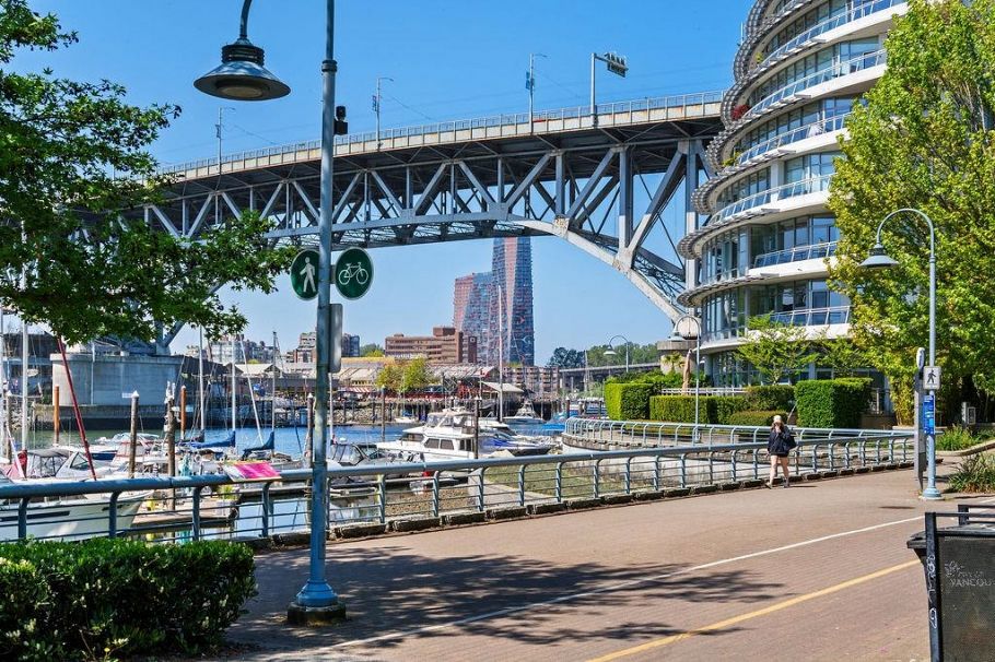 806 633 Kinghorne Mews Vancouver, BC - 27