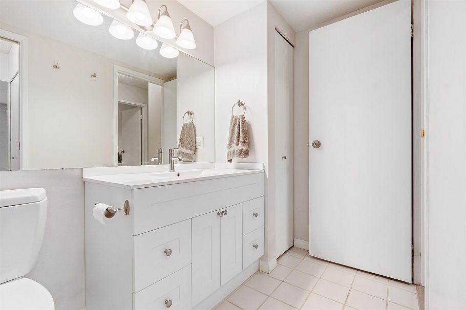 324 4373 Halifax Street Burnaby, BC - 13