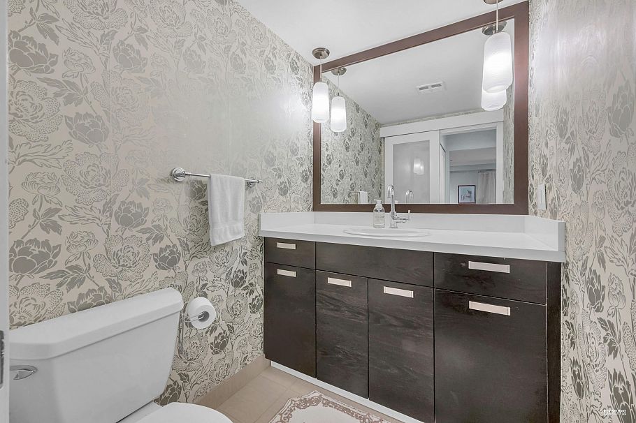 109 1235 W 15th Avenue Vancouver, BC - 12