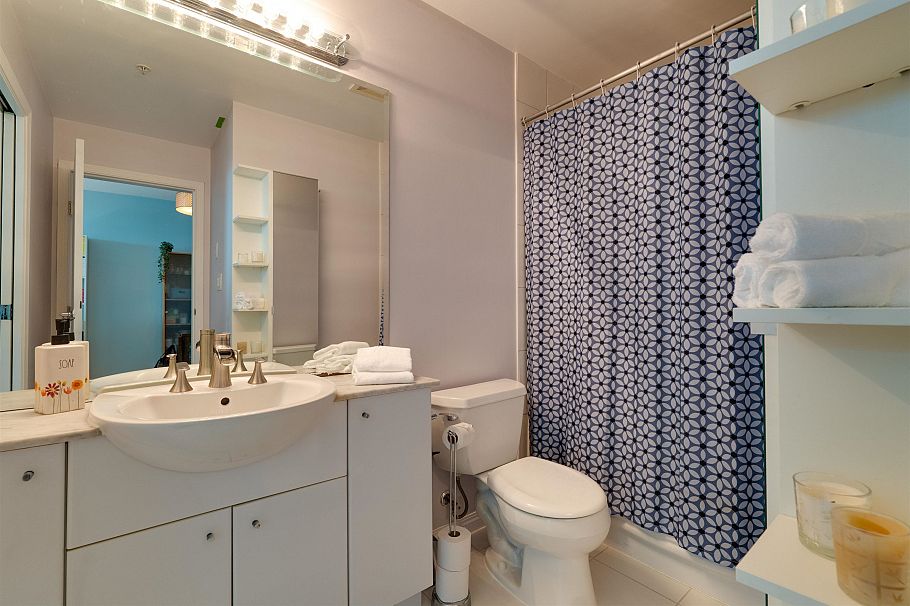 508 168 East Esplanade North Vancouver, BC - 14
