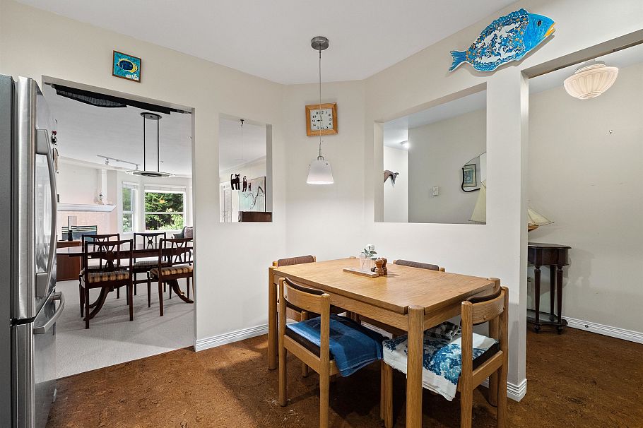 206 1283 Parkgate Avenue North Vancouver, BC - 14