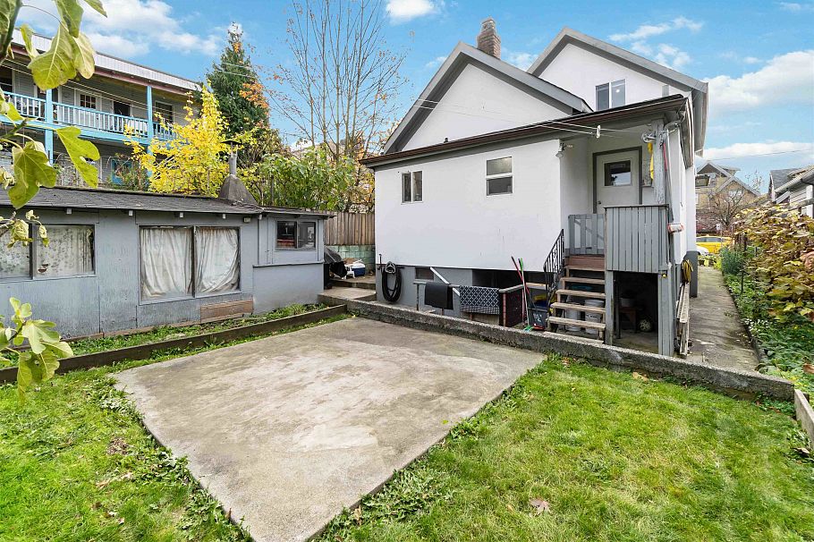 1649 Grant Street Vancouver, BC - 20