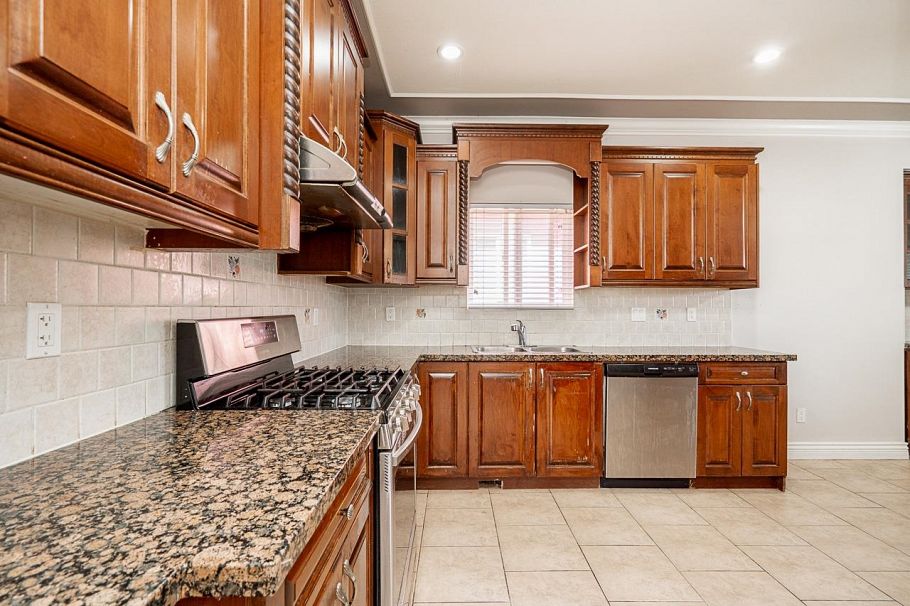 7202 Ross Street Vancouver, BC - 18