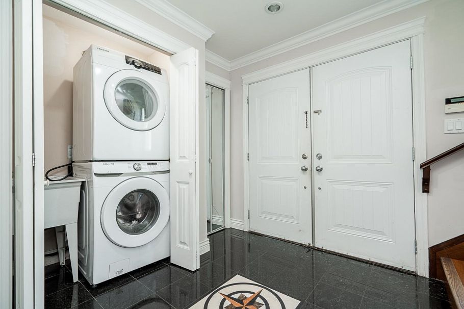 7202 Ross Street Vancouver, BC - 28