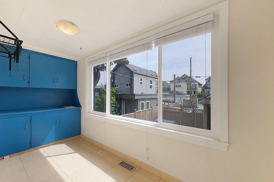 1336 E 11 AVENUE, Vancouver BC V5N 1Y5 Vancouver, BC - 2