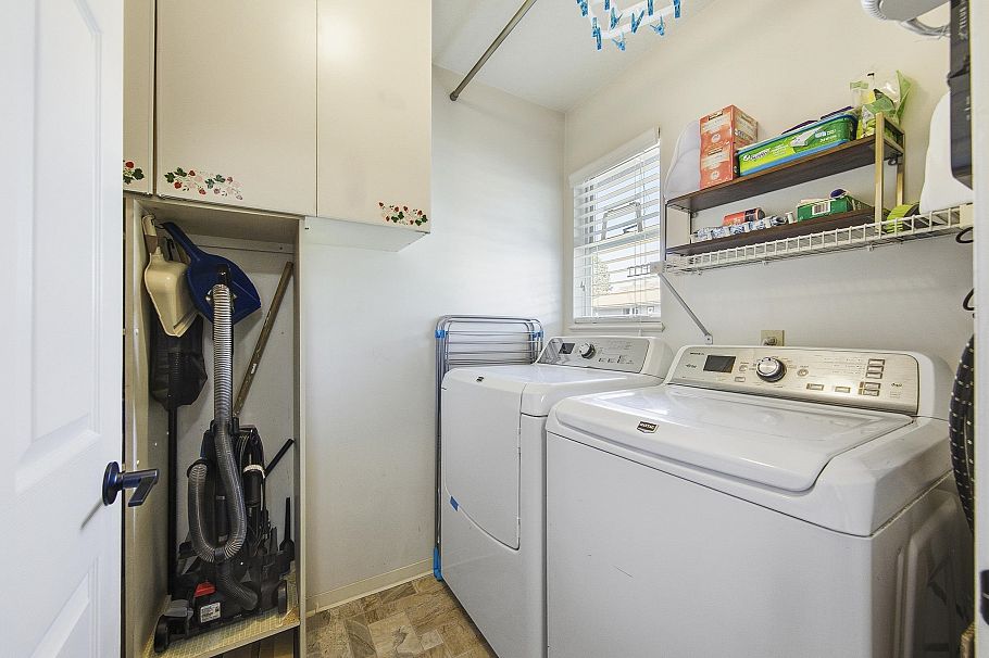 836 Roche Point Drive North Vancouver, BC - 20