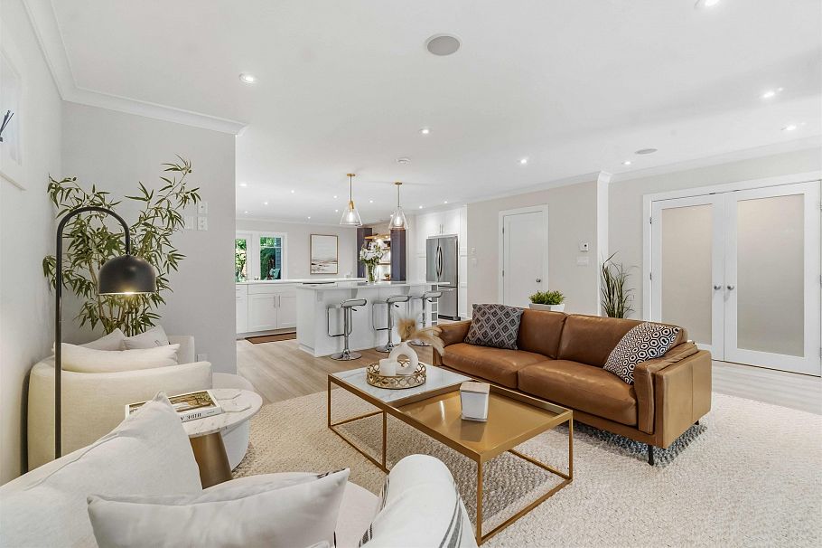 1610 Ross Road North Vancouver, BC - 4