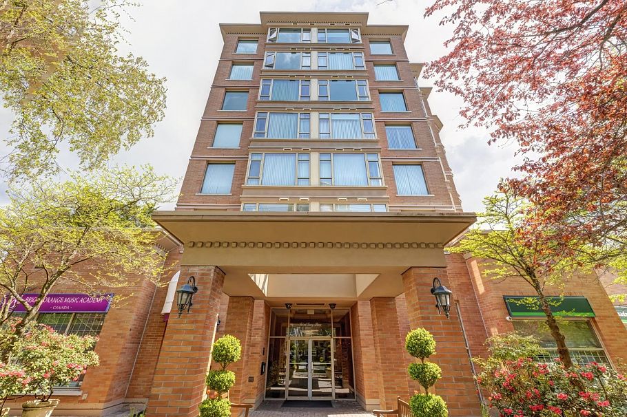 504 2580 Tolmie Street Vancouver, BC - 1