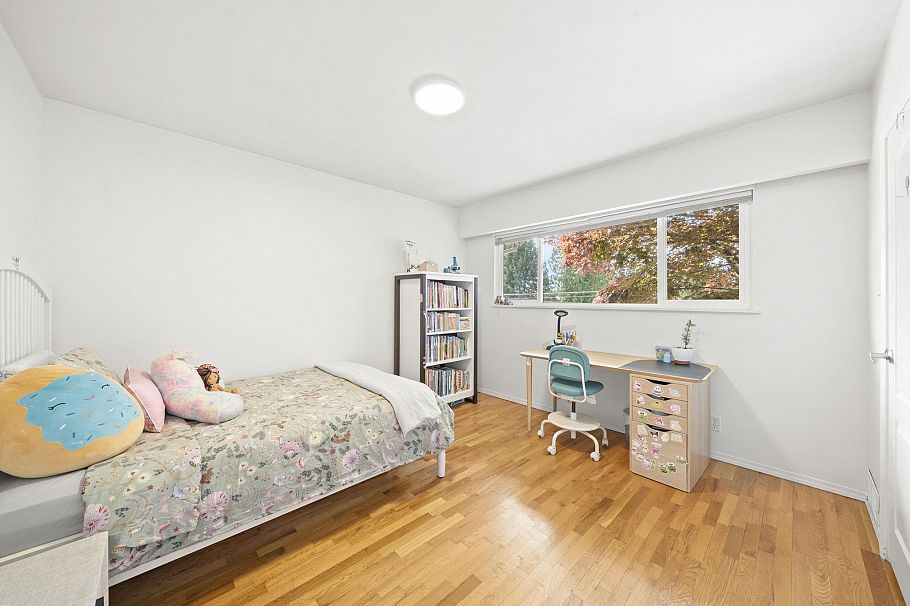 4792 Cedarcrest Avenue North Vancouver, BC - 11