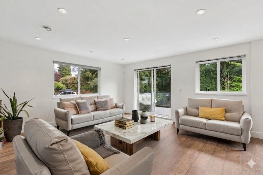 2999 Larson Road North Vancouver, BC - 8