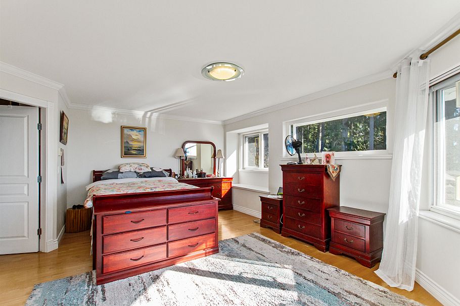 3866 Michener Way North Vancouver, BC - 18