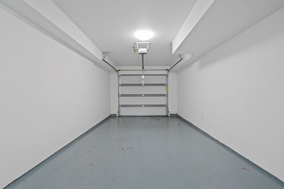 21 856 Orwell Street North Vancouver, BC - 24